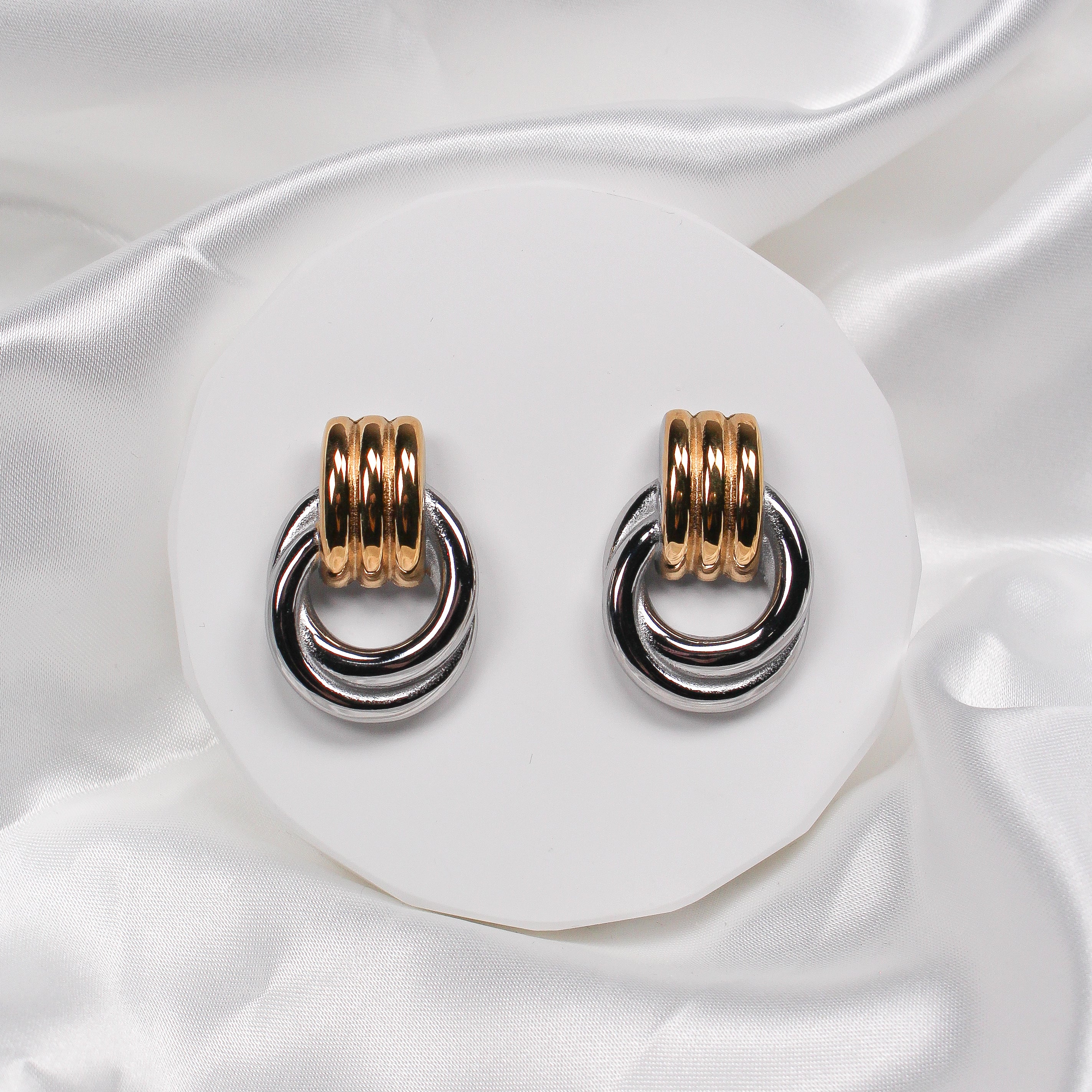 ALLIAGE EARRINGS - TWO-TONE - Black & Bloom