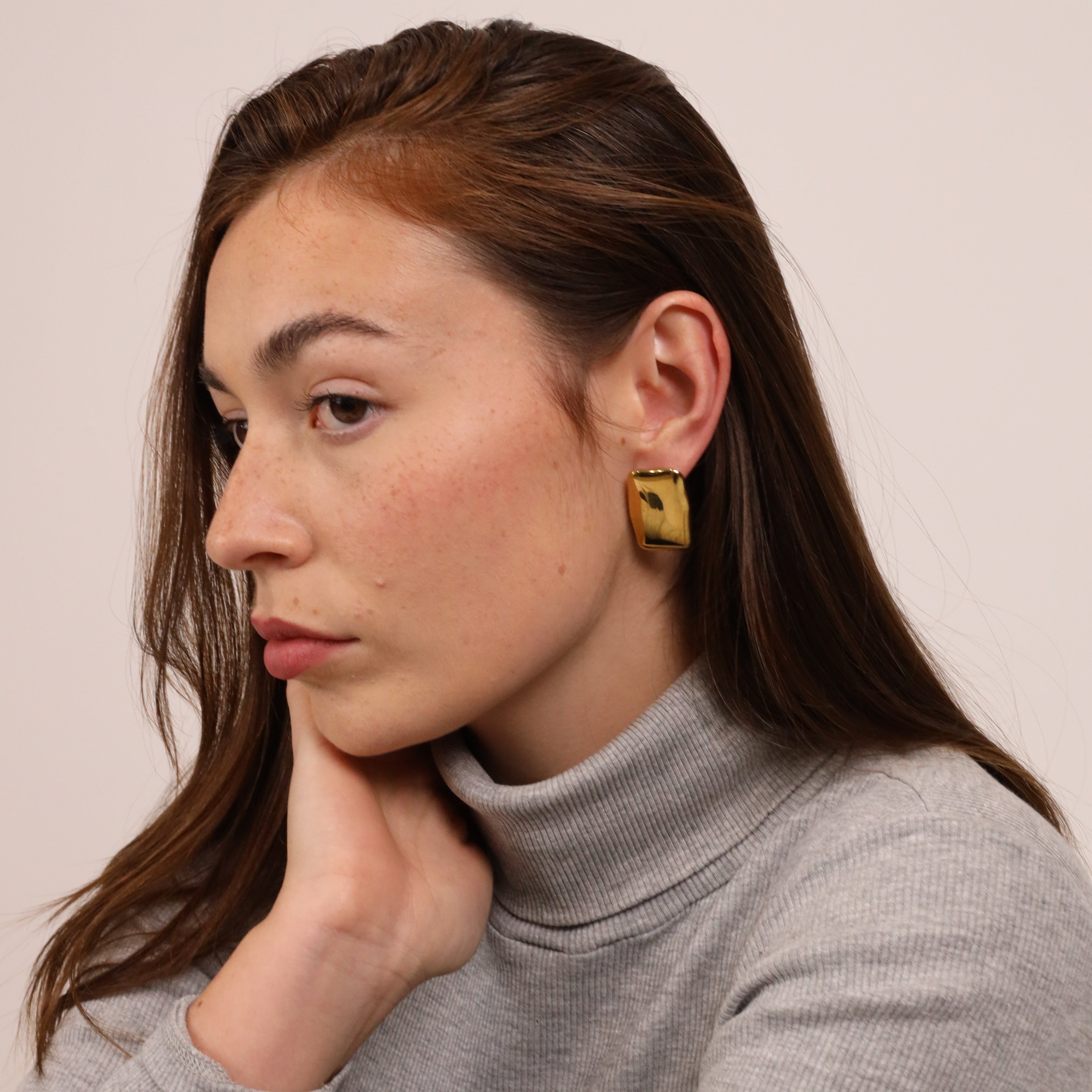 EMBER EARRINGS - Black & Bloom