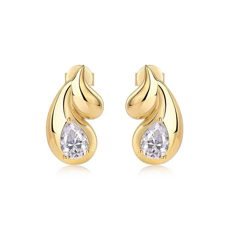 TEAR DROP MOISSANITE EARRINGS GOLD - Black & Bloom