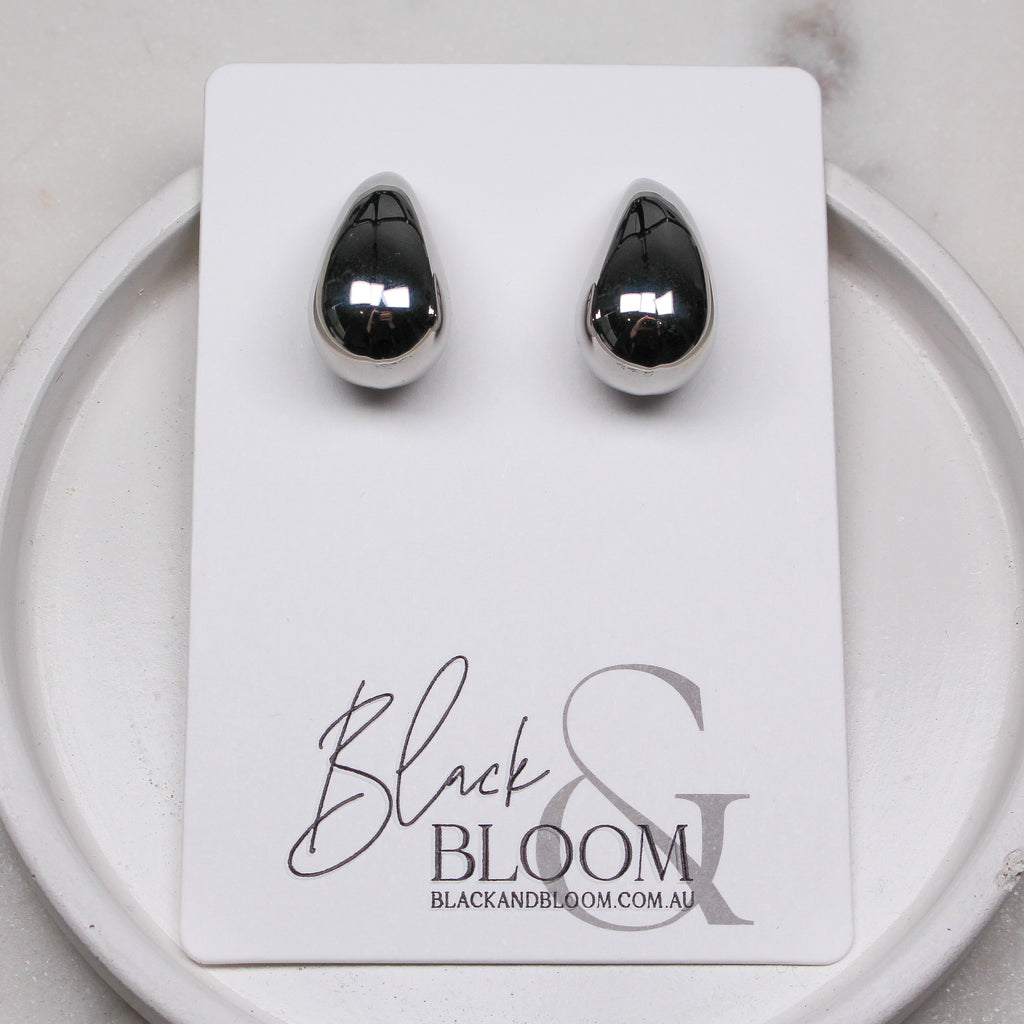 AVA EARRINGS SILVER - Black & Bloom