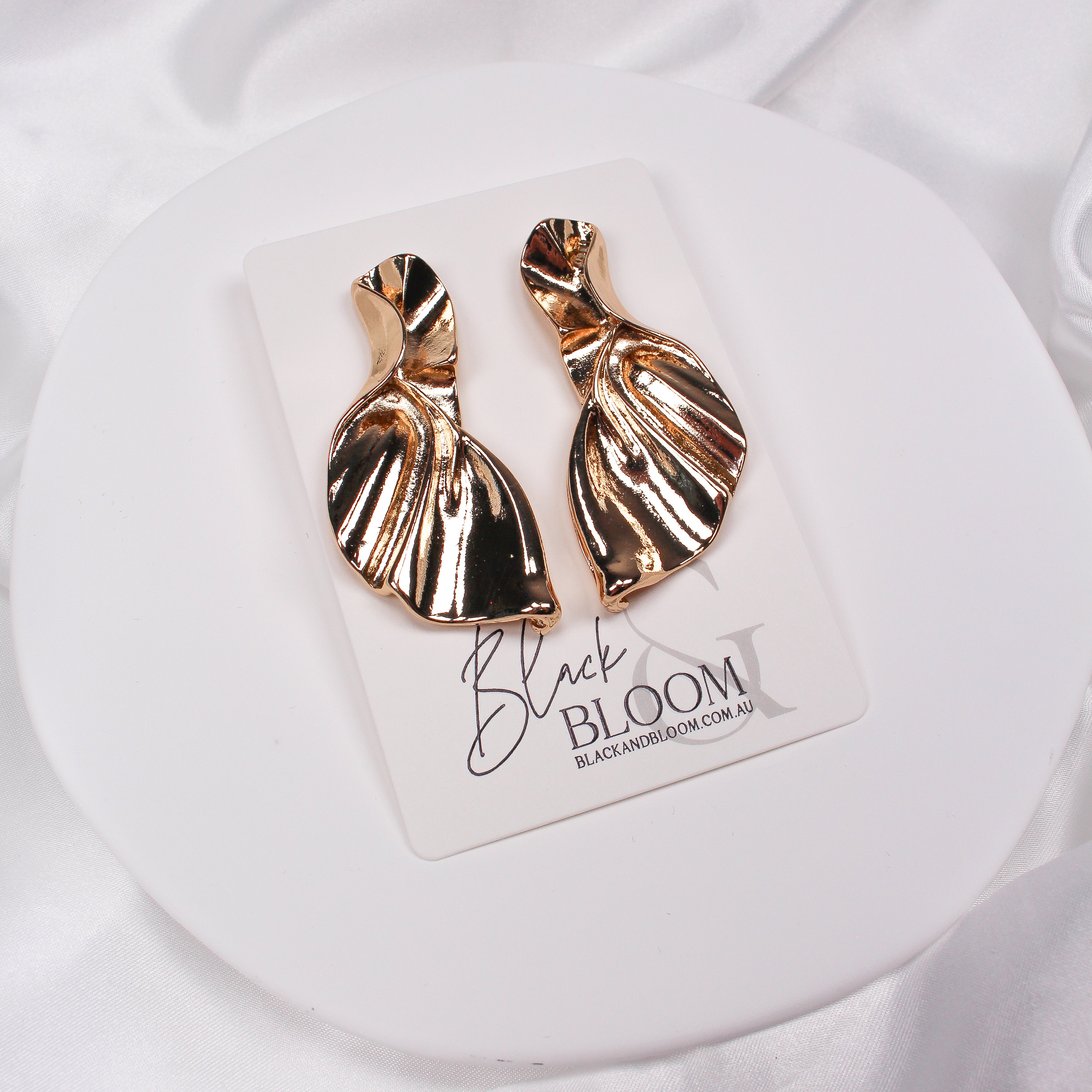 ASTA EARRINGS - GOLD - Black & Bloom