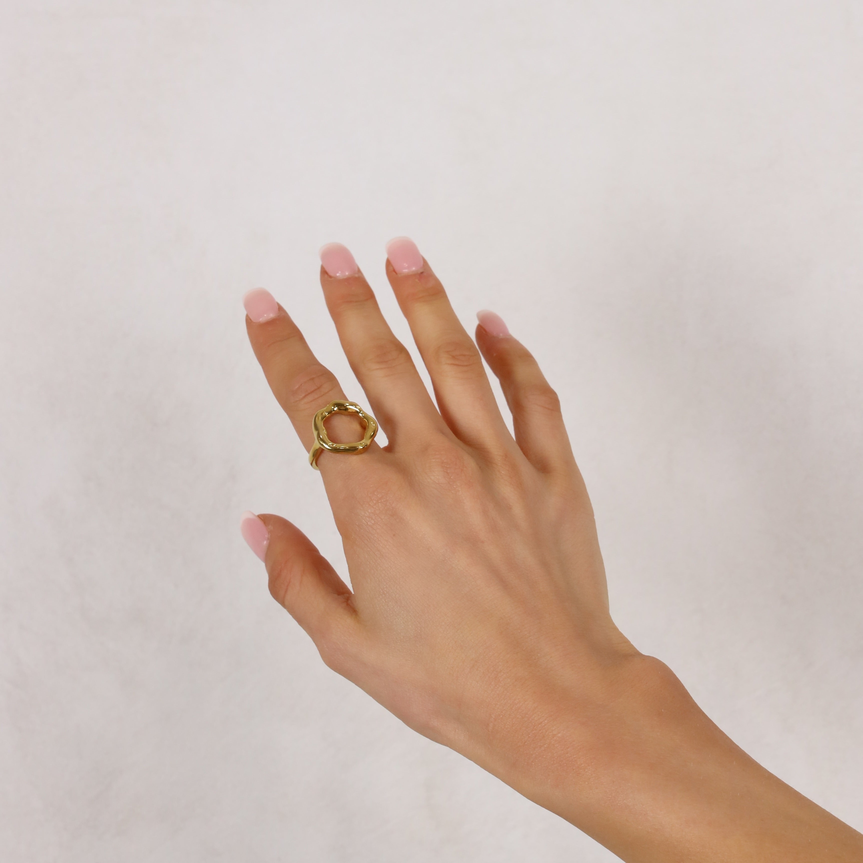 ESTHER RING - Black & Bloom