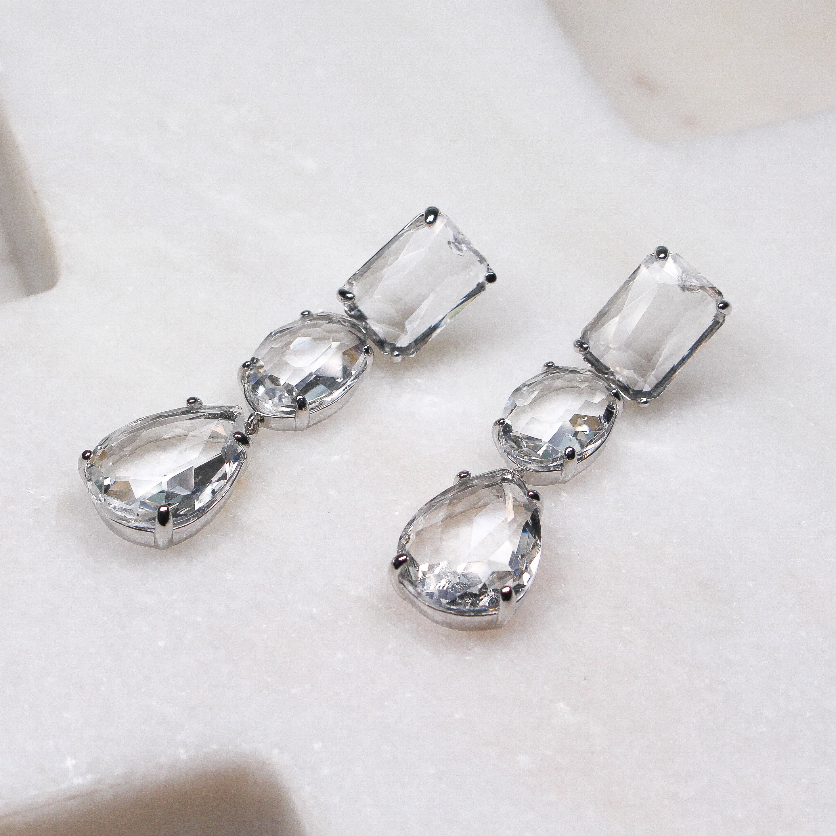 AMALFI EARRINGS SILVER - Black & Bloom